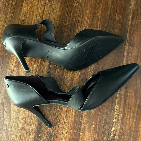 Simply Vera Wang Woman's Pointed Toe Pumps Sandals Size 9.5 - Picture 2 of 9